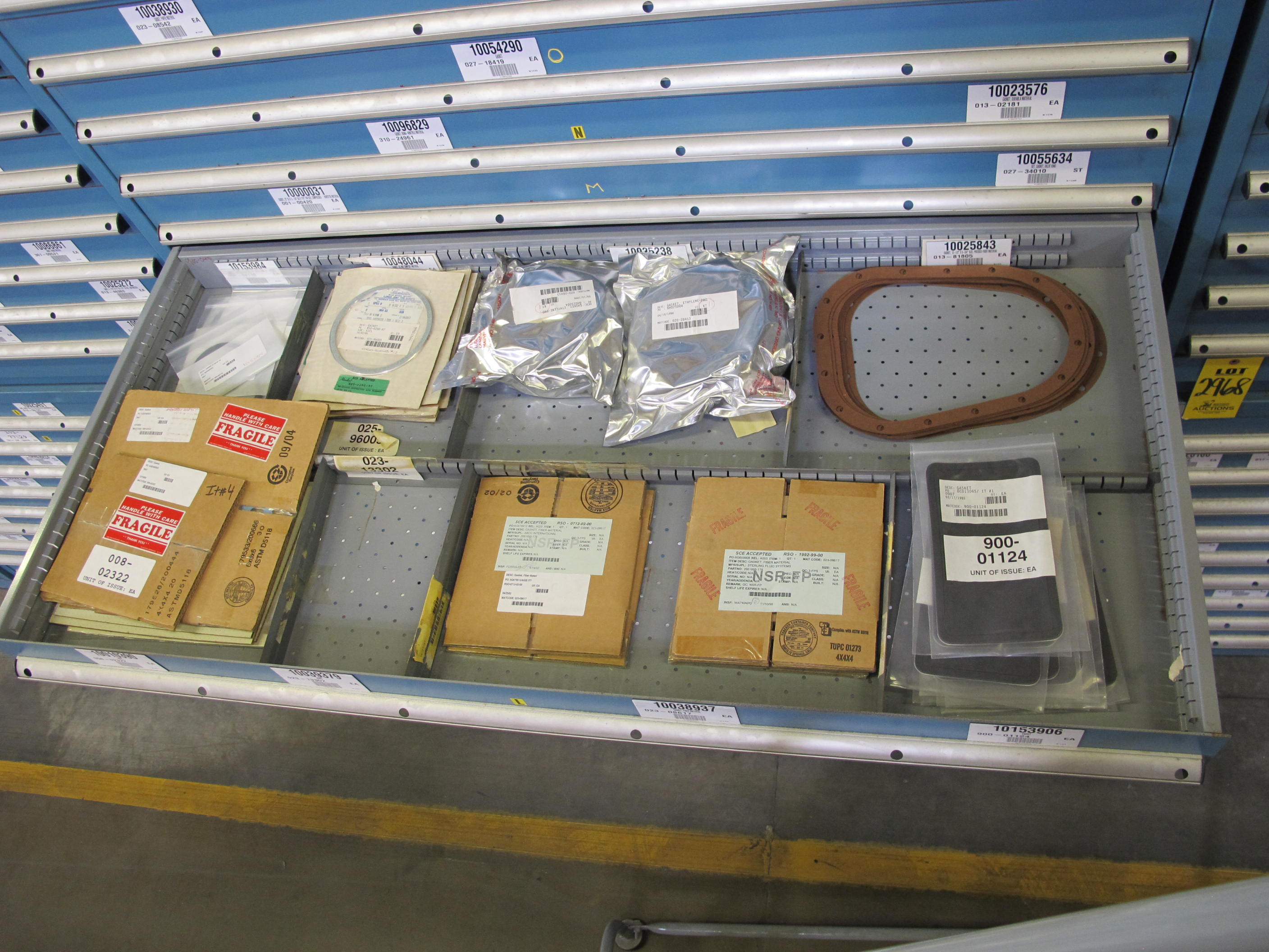 LISTA HEAVY DUTY 9-DRAWER PARTS CABINET W/ CONTENTS (W-50) LOADING & HANDLING FEE $25-